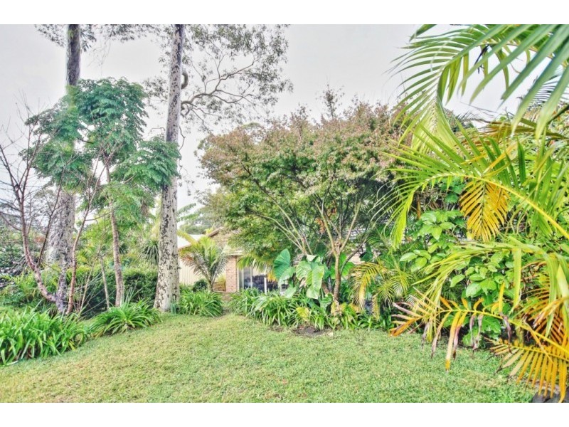 17 McGowen Street, Old Erowal Bay NSW 2540