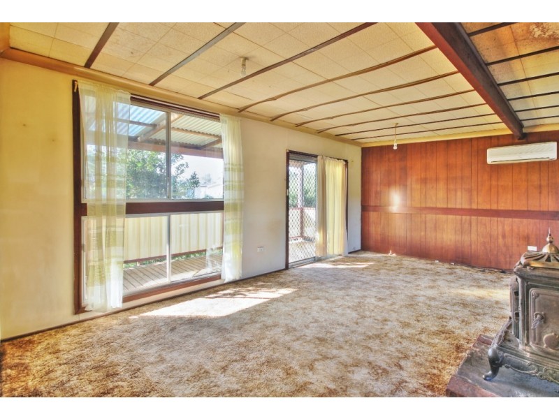18 Audrey Avenue, Basin View NSW 2540