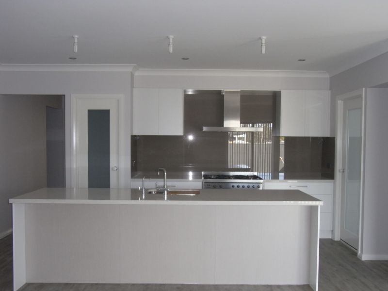 18 Seagrass Avenue, Vincentia NSW 2540