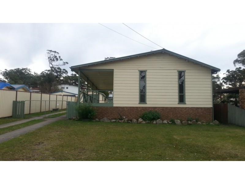 25 Fitzpatrick Street, Old Erowal Bay NSW 2540