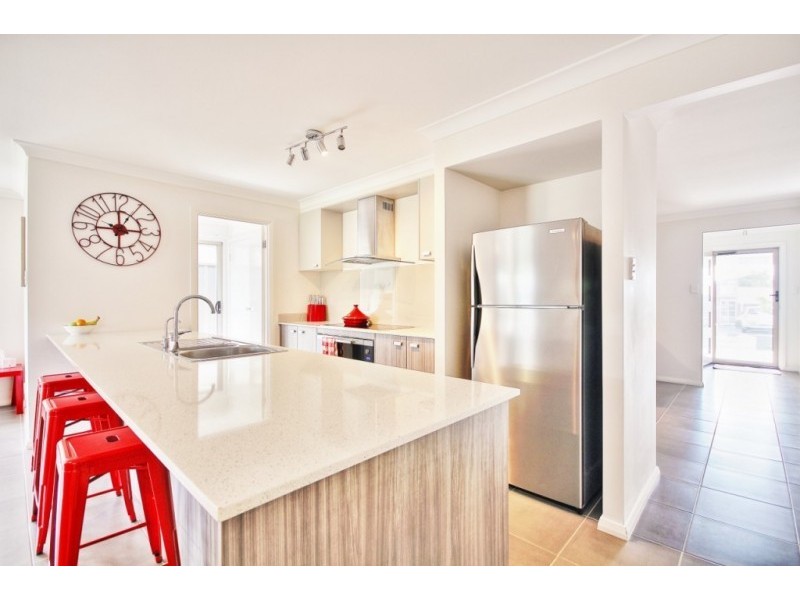 4 Dinghy Street, Vincentia NSW 2540