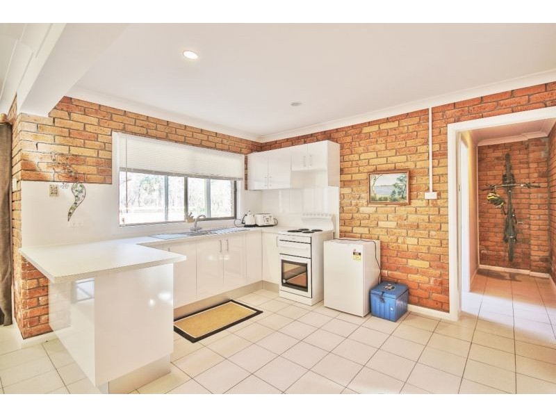 52 Streamside Street, Woollamia NSW 2540