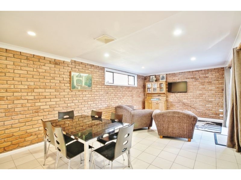 52 Streamside Street, Woollamia NSW 2540