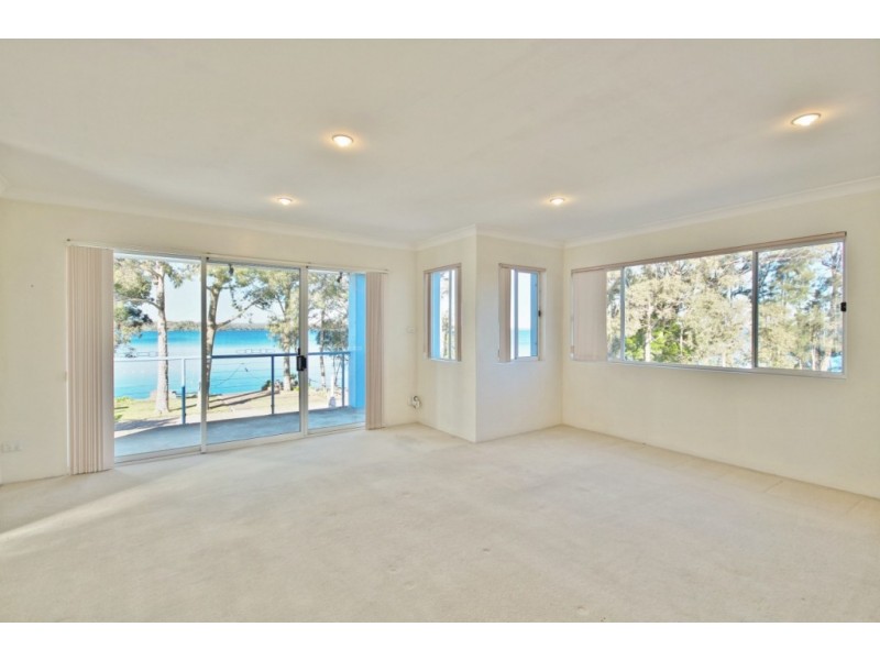 4 Island Point Road, St Georges Basin NSW 2540