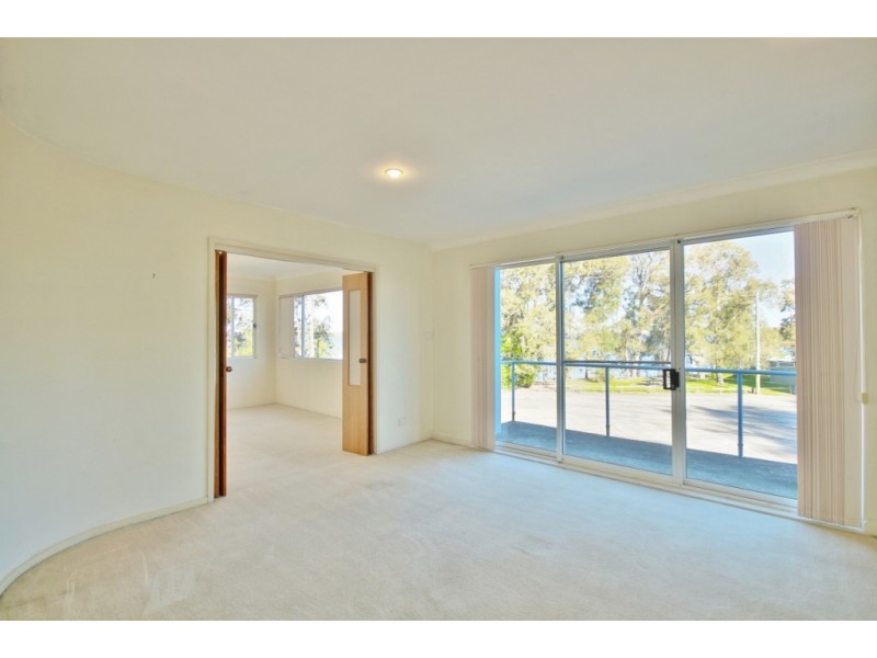 4 Island Point Road, St Georges Basin NSW 2540