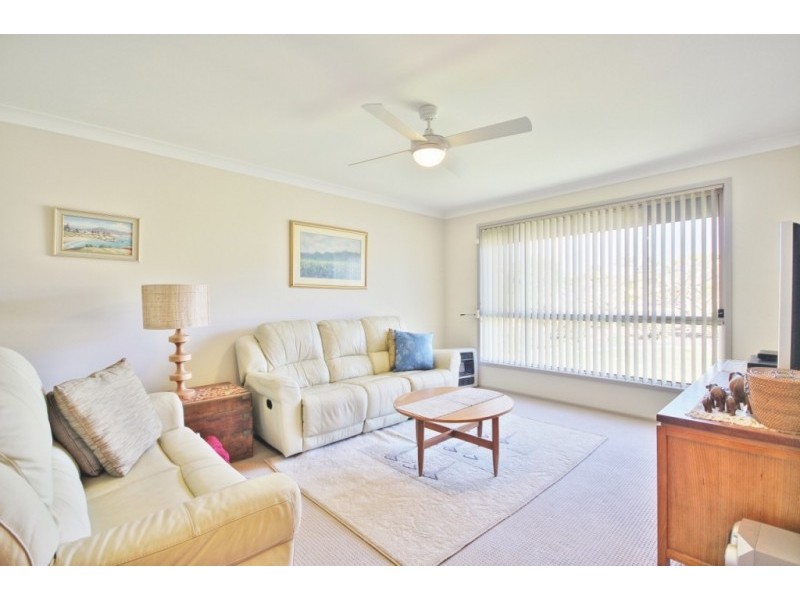 7 Capeland Avenue, Sanctuary Point NSW 2540