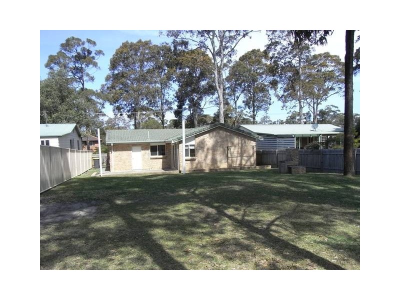 7 Christiansen Avenue, Old Erowal Bay NSW 2540