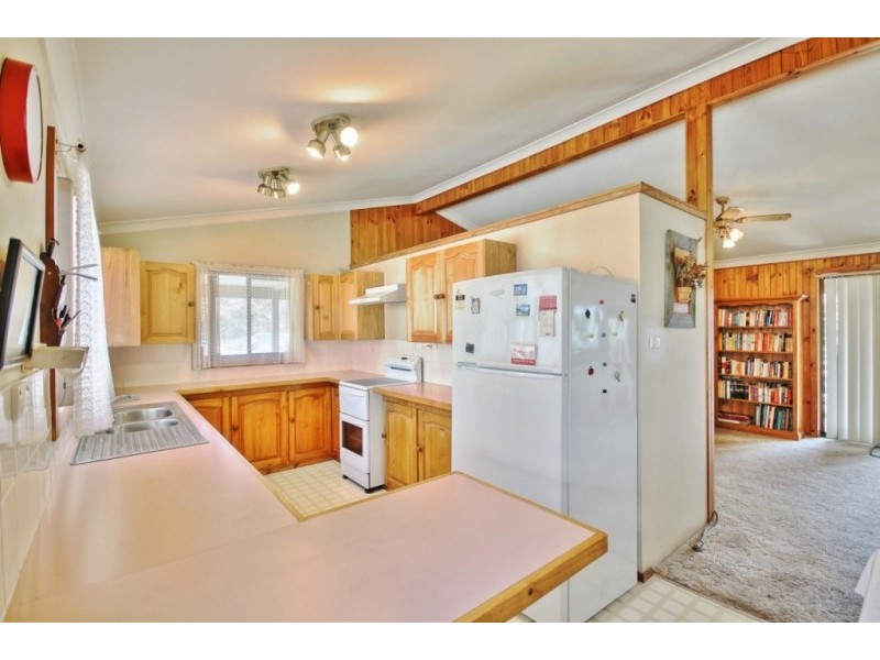 16 Clifton Street, Sanctuary Point NSW 2540