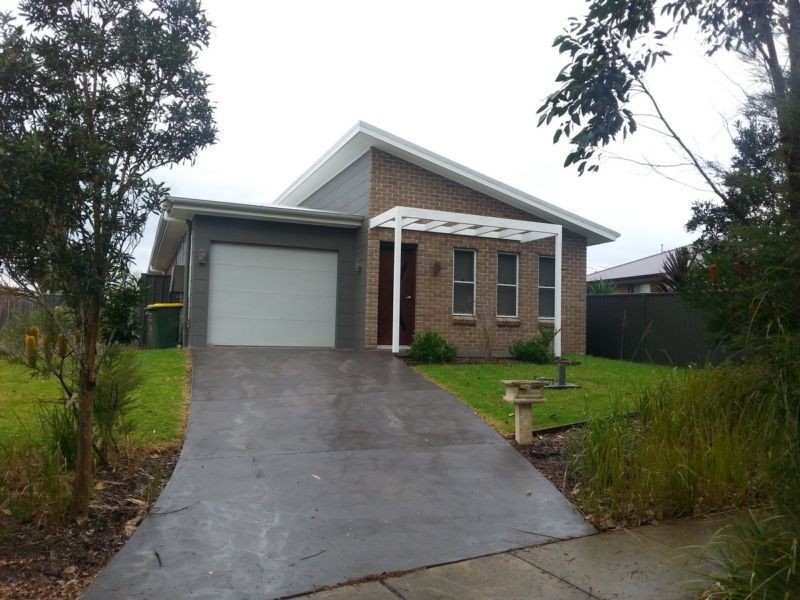 4 Bayswood Avenue, Vincentia NSW 2540