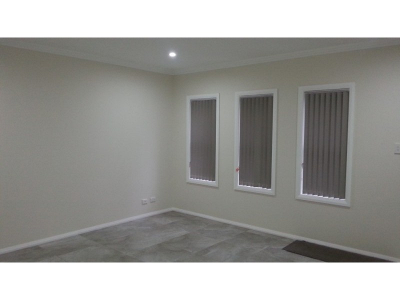 4 Bayswood Avenue, Vincentia NSW 2540