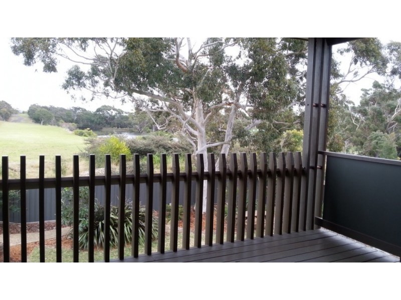 10 Omega Place, Vincentia NSW 2540