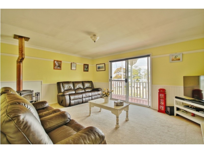 87 Basin View Parade, Basin View NSW 2540