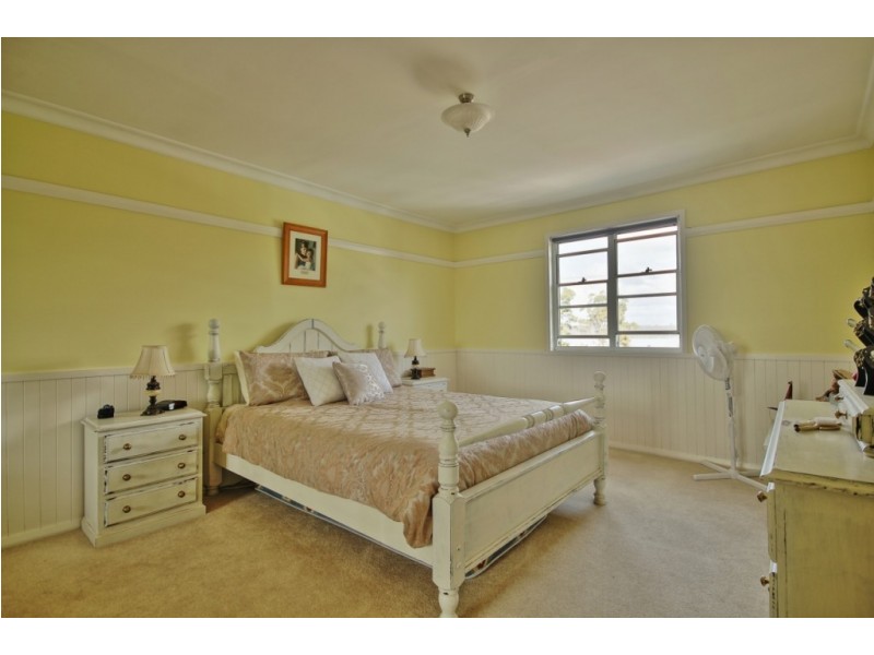 87 Basin View Parade, Basin View NSW 2540