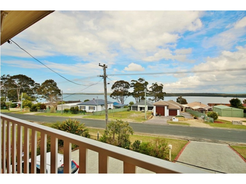 87 Basin View Parade, Basin View NSW 2540