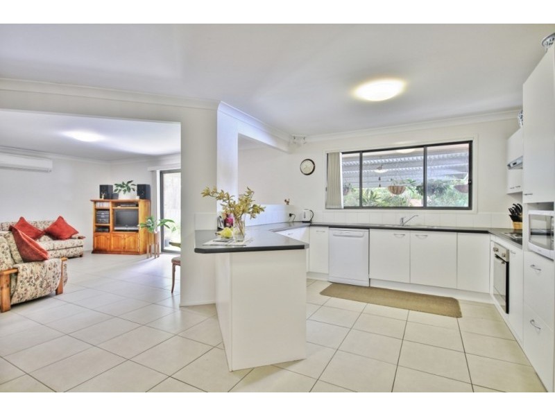 71 Vost Drive, Sanctuary Point NSW 2540