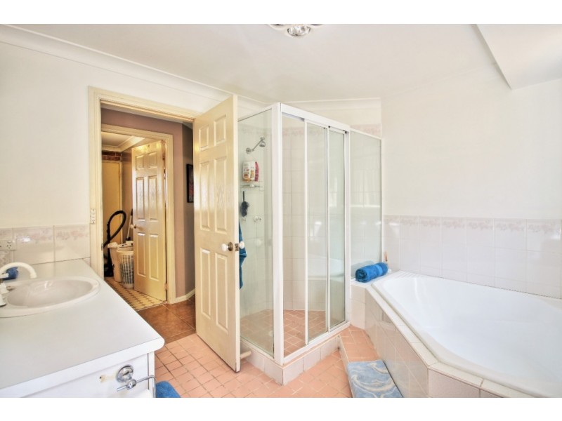 15 Claylands Drive, St Georges Basin NSW 2540