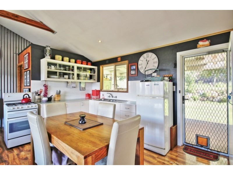 D1590 Princes Highway, Tomerong NSW 2540