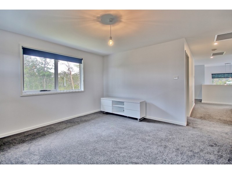 2 Belay Drive, Vincentia NSW 2540