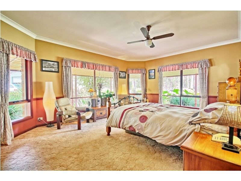 D2880C Princes Highway, Wandandian NSW 2540