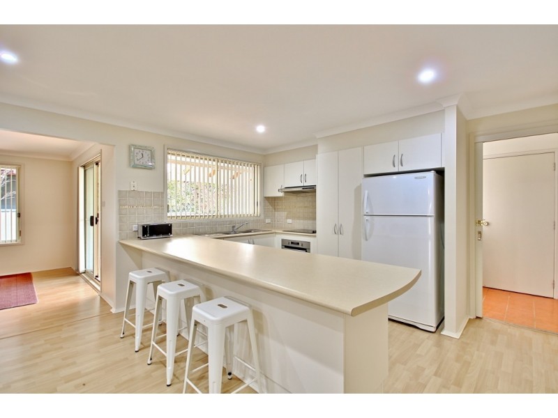 12 Karne Street, Sanctuary Point NSW 2540