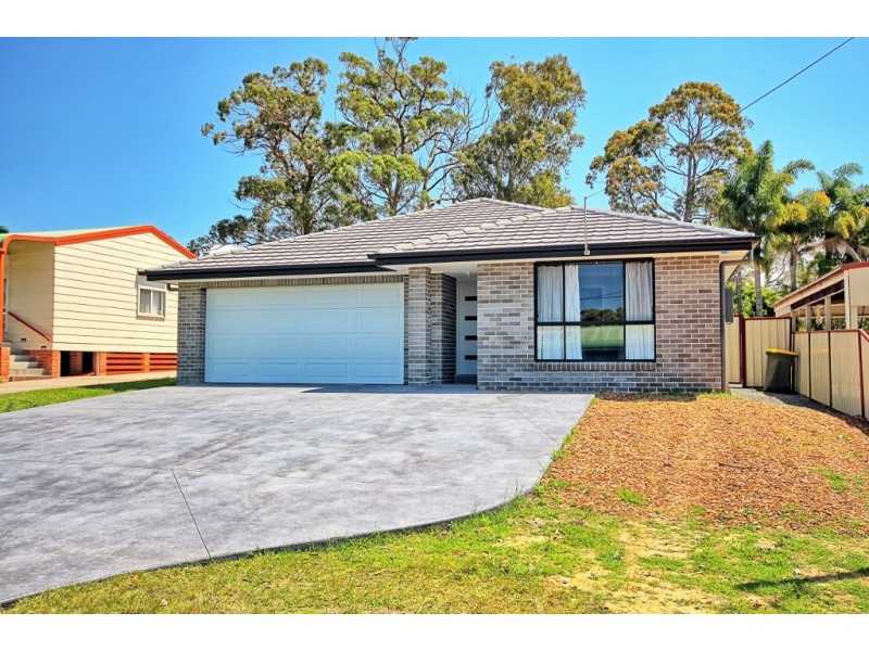 13 Boronia Avenue, Sanctuary Point NSW 2540