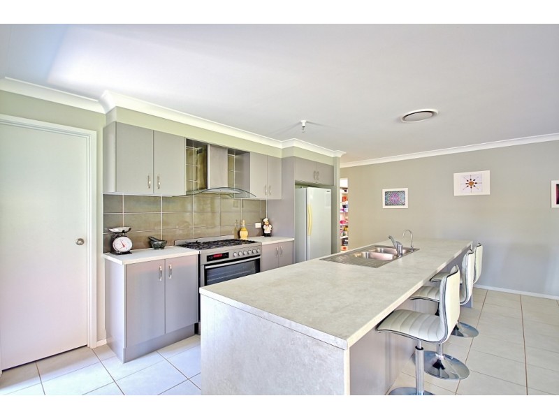 13 Boronia Avenue, Sanctuary Point NSW 2540