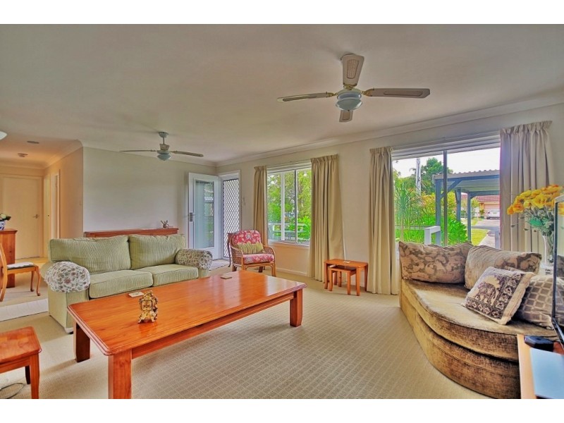 81 Waratah Crescent, Sanctuary Point NSW 2540