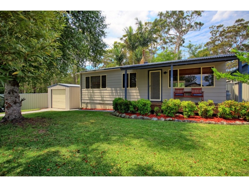 22 Clarendon Crescent, Basin View NSW 2540