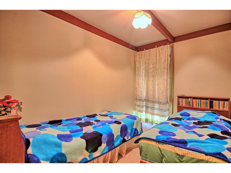 127 Elizabeth Drive, Vincentia NSW 2540