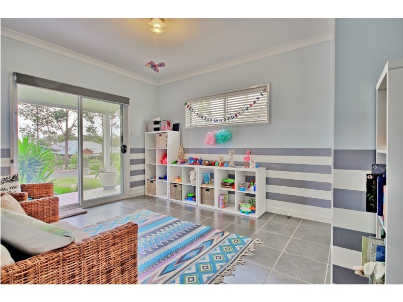 8 Bayswood Avenue, Vincentia NSW 2540