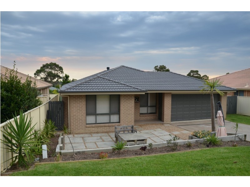 25 Turvey Crescent, St Georges Basin NSW 2540