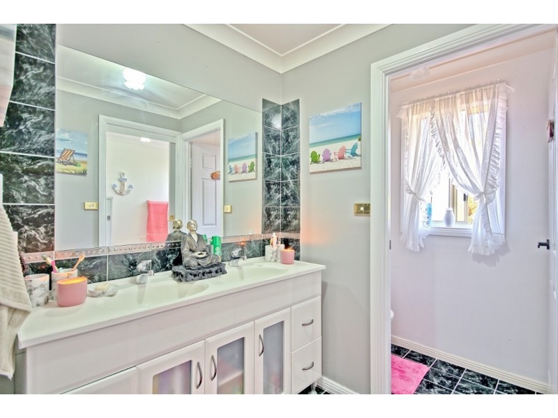 63 Roulstone Crescent, Sanctuary Point NSW 2540