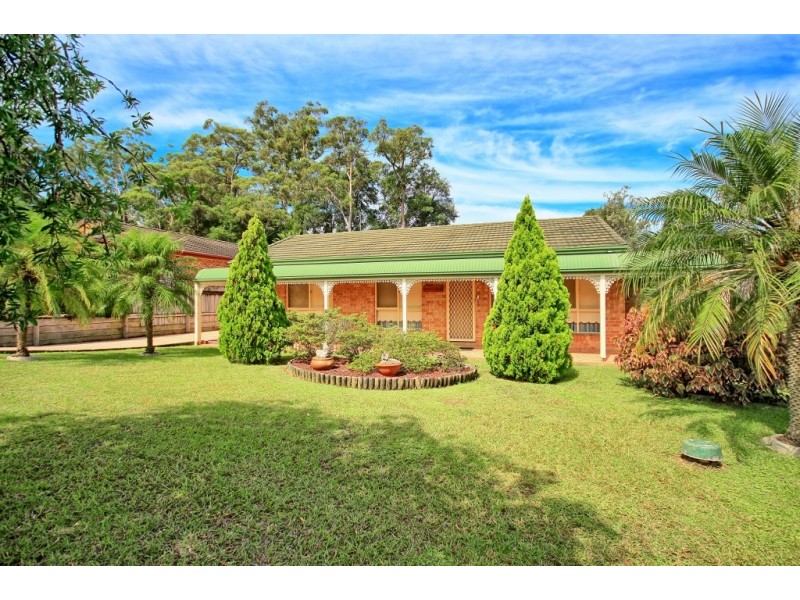 4 Moroney Avenue, St Georges Basin NSW 2540