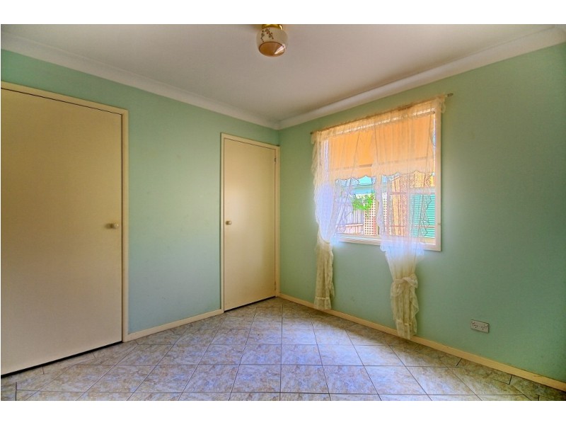 4 Moroney Avenue, St Georges Basin NSW 2540