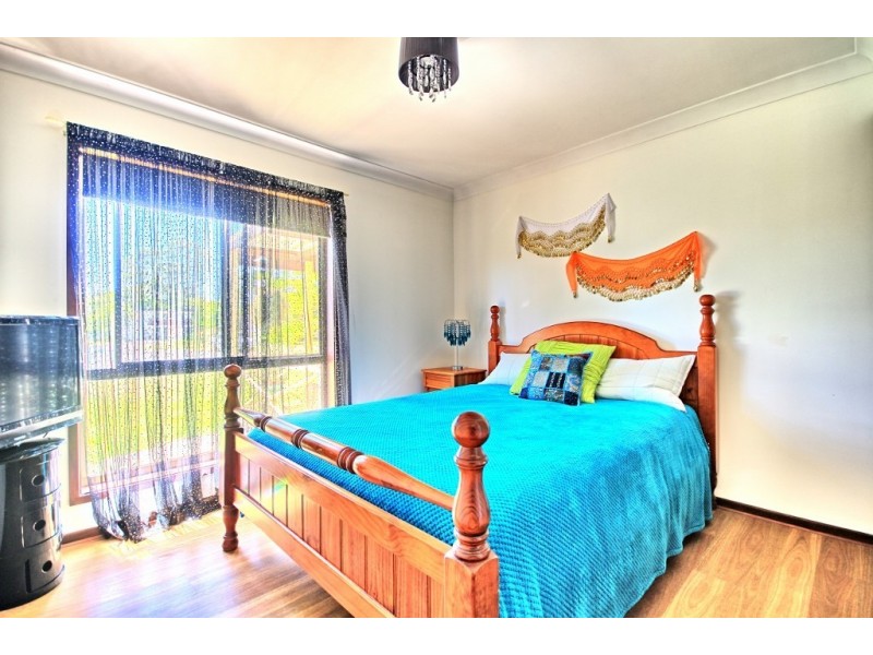 4 Telopea Avenue, Sanctuary Point NSW 2540
