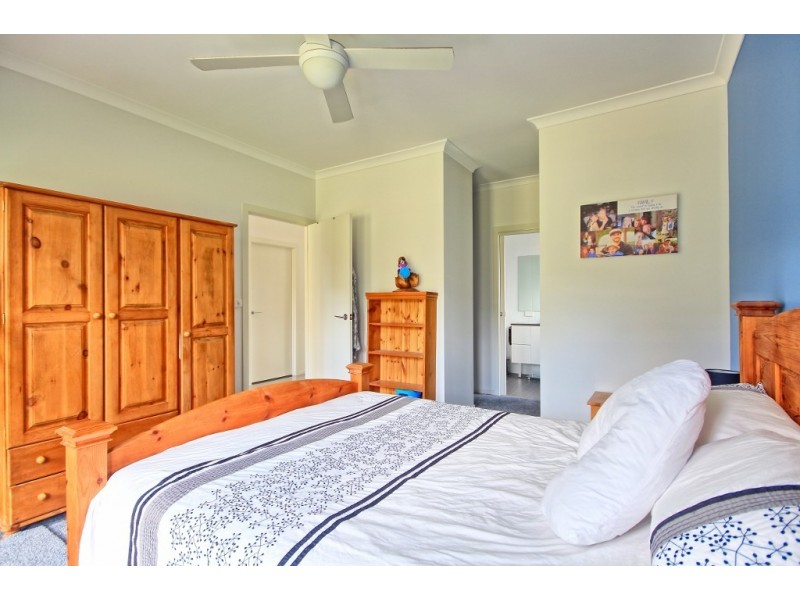 31 Summercloud Crescent, Vincentia NSW 2540