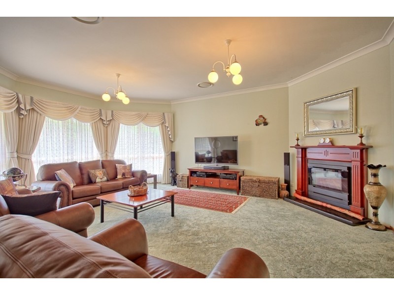 10 Dalton Place, Wandandian NSW 2540