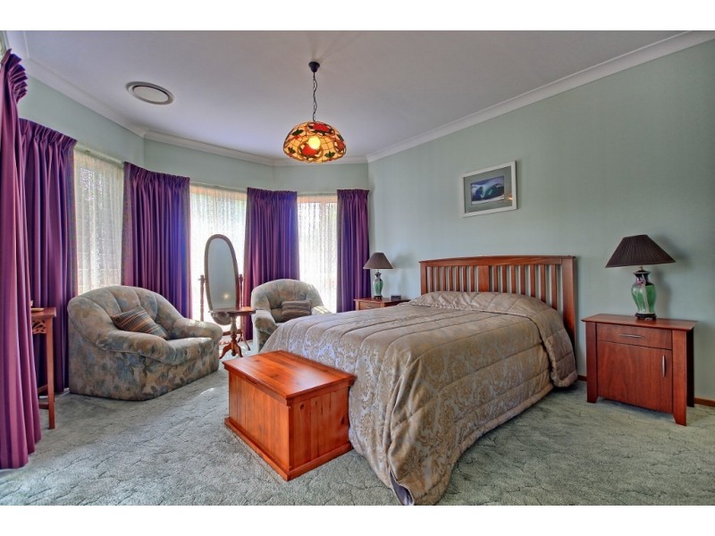 10 Dalton Place, Wandandian NSW 2540
