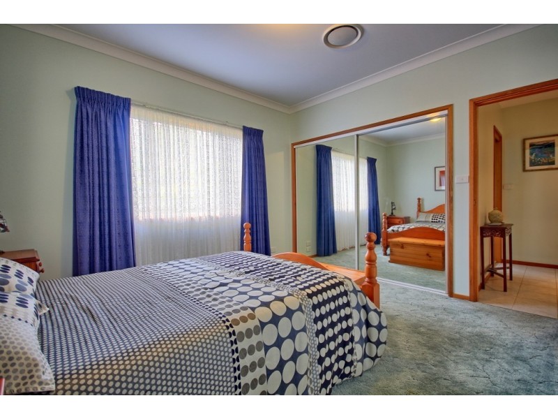 10 Dalton Place, Wandandian NSW 2540