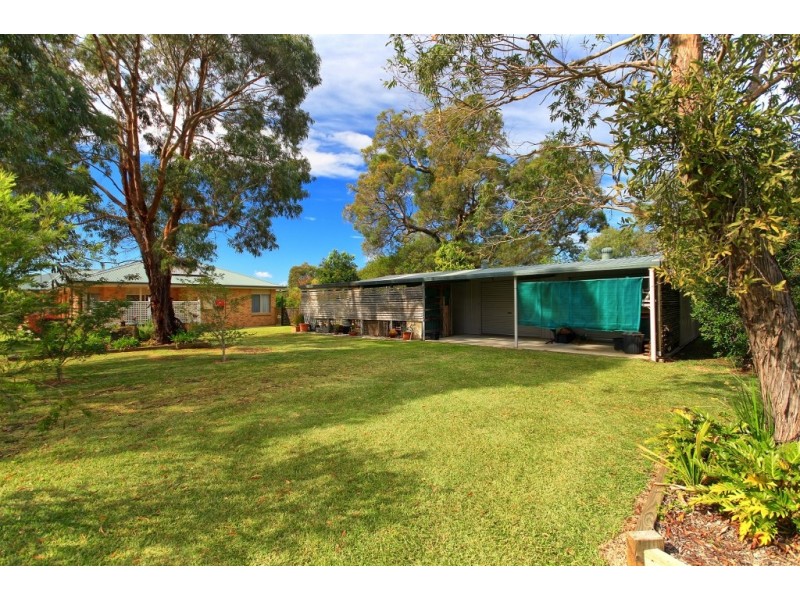 10 Dalton Place, Wandandian NSW 2540