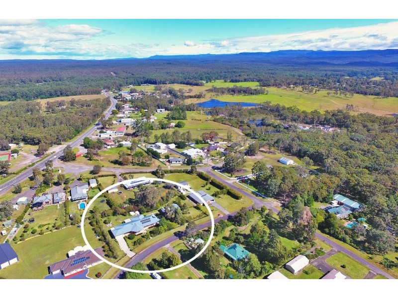 10 Dalton Place, Wandandian NSW 2540