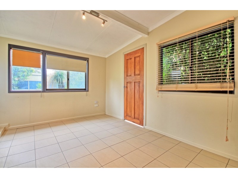 35 Fitzpatrick Street, Old Erowal Bay NSW 2540