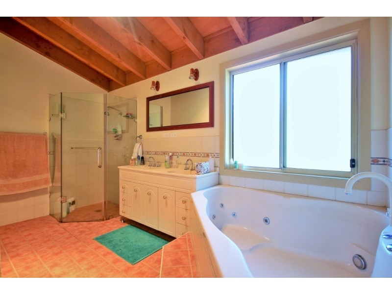 19 Willowford Road, Woollamia NSW 2540