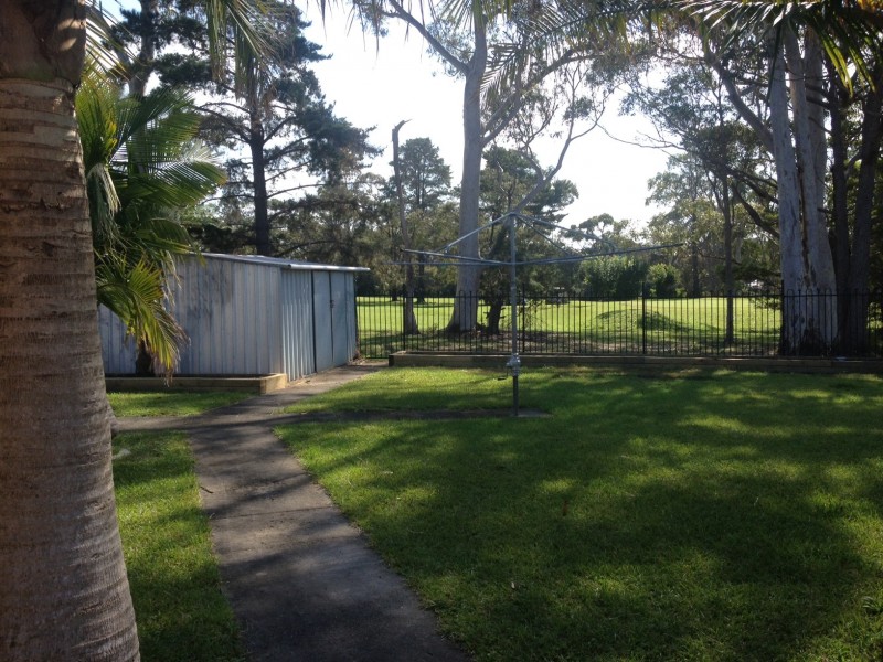 10 Gymea Avenue, Sanctuary Point NSW 2540
