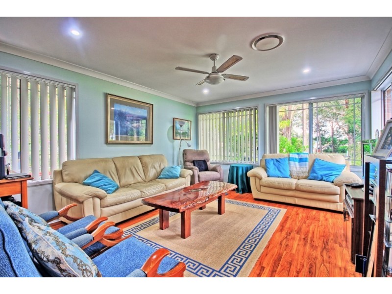 22 Elanora Parade, Basin View NSW 2540