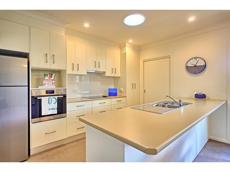 110 The Wool Road, Worrowing Heights NSW 2540