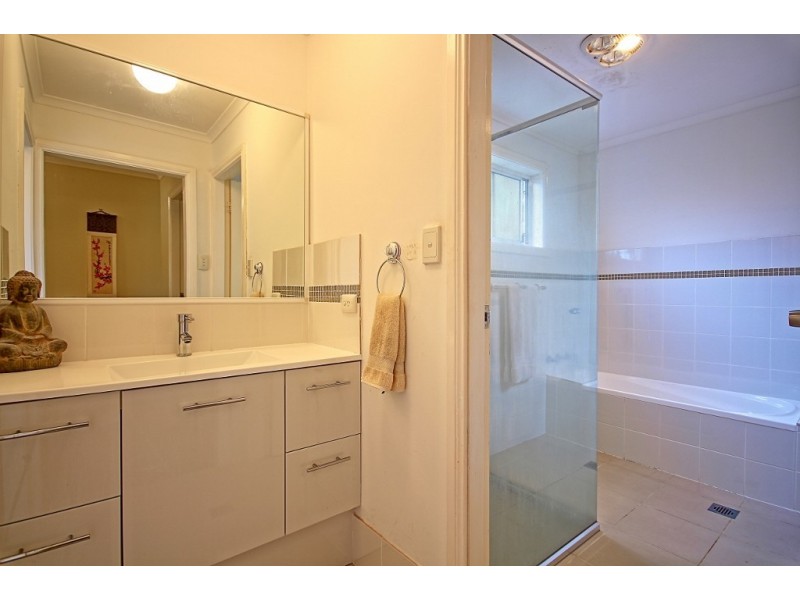 348 Hawken Road, Tomerong NSW 2540