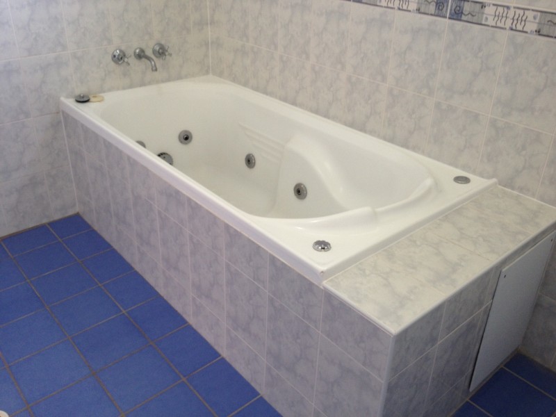 17 Beths Street, Old Erowal Bay NSW 2540