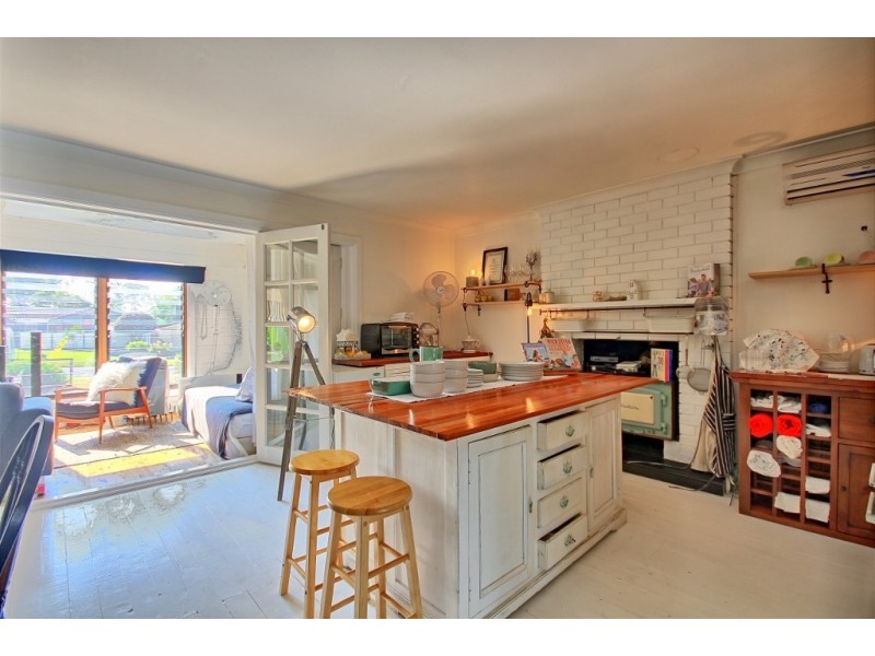 218 Greville Avenue, Sanctuary Point NSW 2540