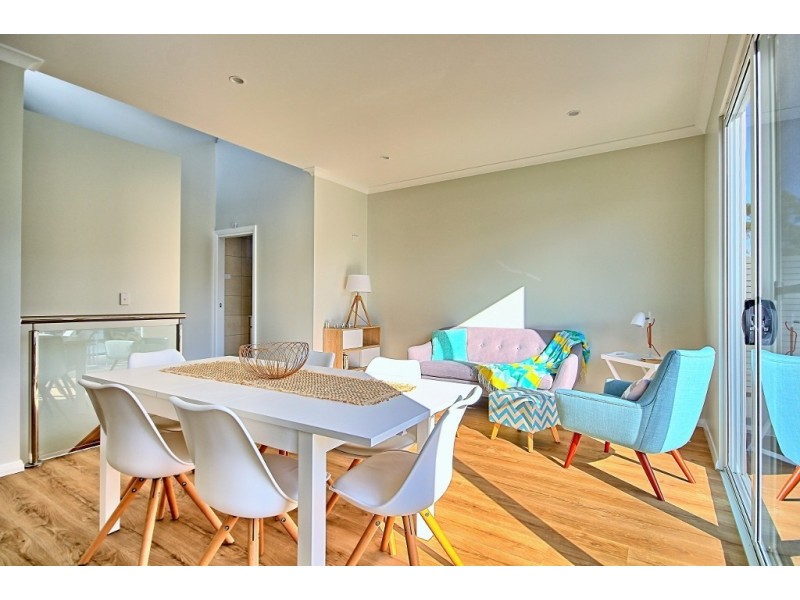 2/17 Duncan Street, Huskisson NSW 2540